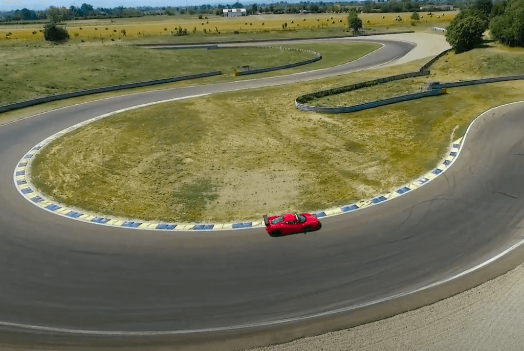 Motor Valley Premium Experience 28 guida in pista sul circuto di modena