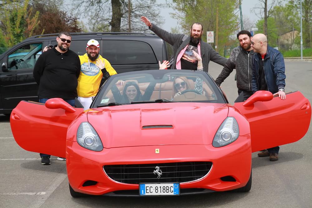 Test drive with passenger: bring a special person with you 7 test drvie ferrari con amici