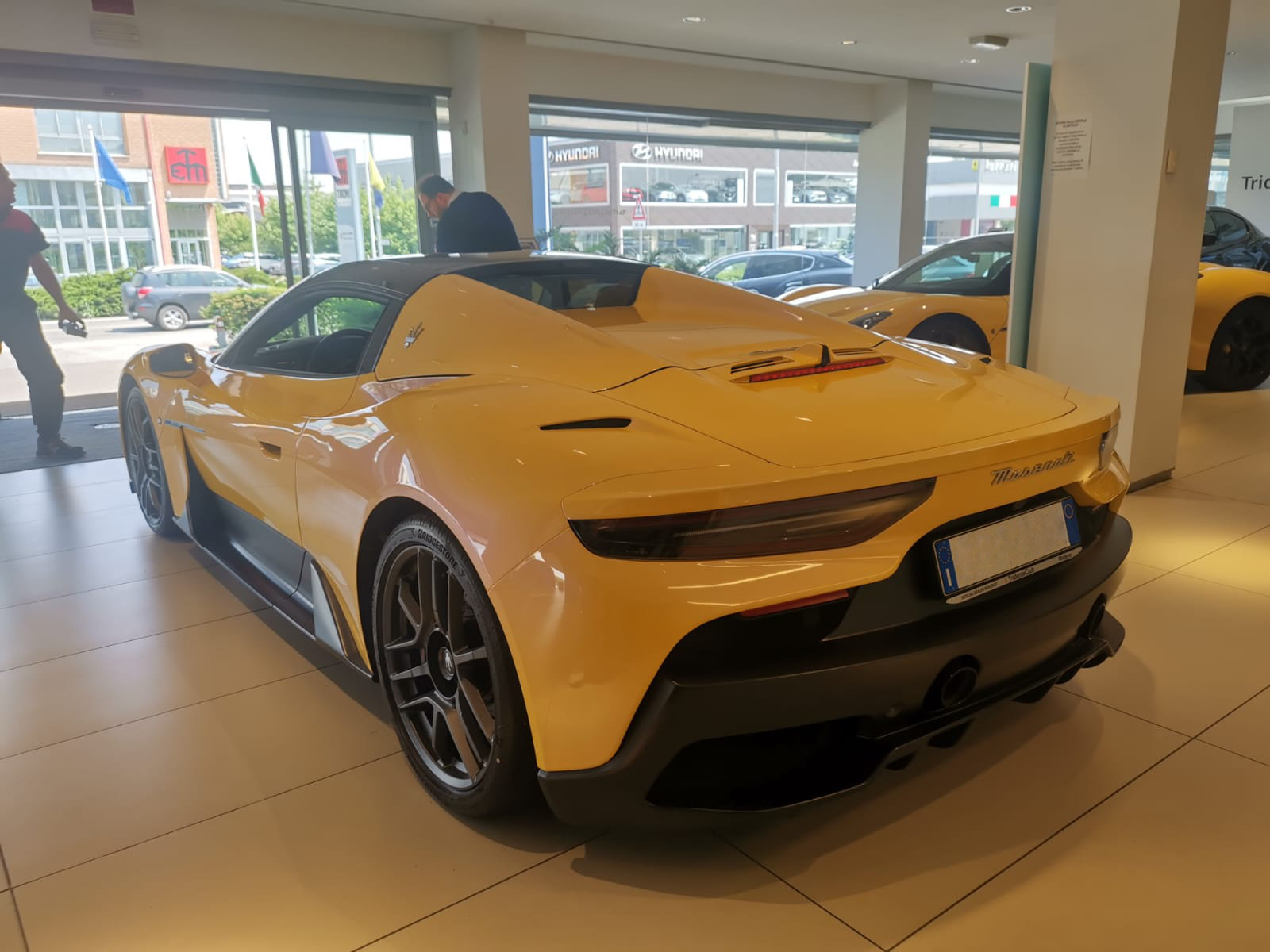 Test Drive Maserati MC20 Cielo 7 Test Drive Maserati MC20 Cielo - Image 7